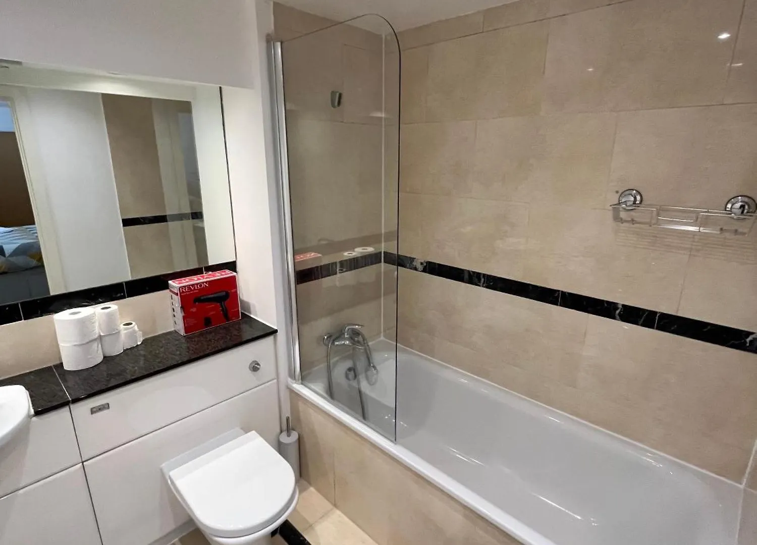 Ensuite Room In Royal Victoria Excel O2 Arena London Guest house