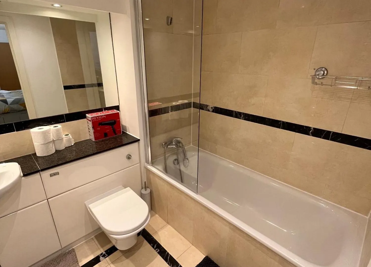 게스트하우스 Ensuite Room In Royal Victoria Excel O2 Arena 런던